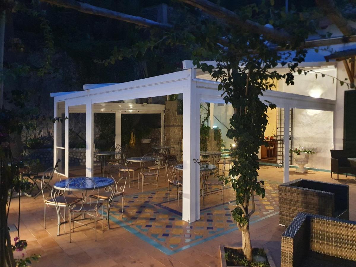 Annalara Charme And Relax Gasthof Amalfi
