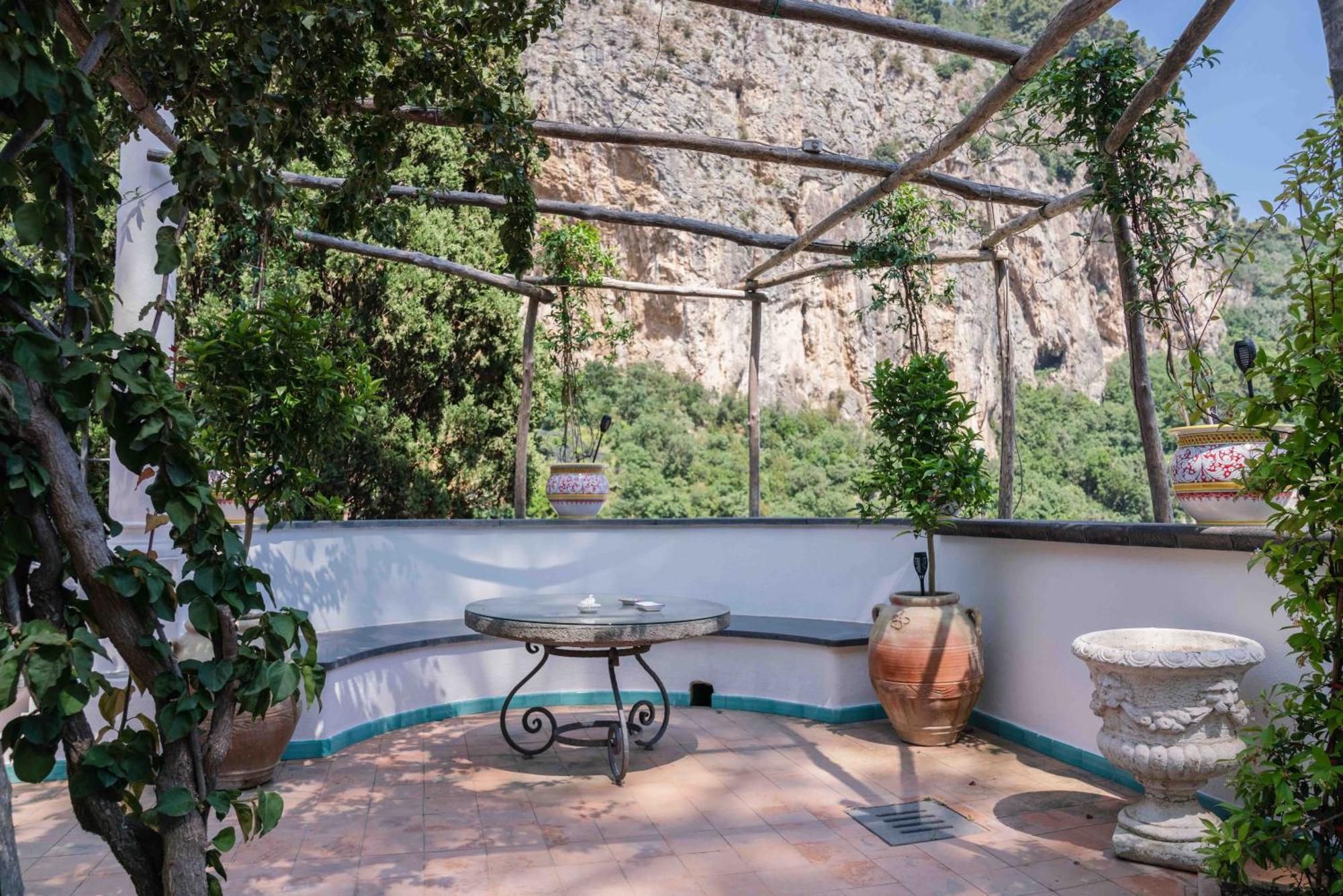 Gasthof Annalara Charme And Relax Amalfi